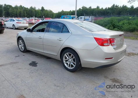 2015 Chevrolet Malibu 1Lt z USA, uszkodzony, nr VIN 1G11C5SL8FF103942